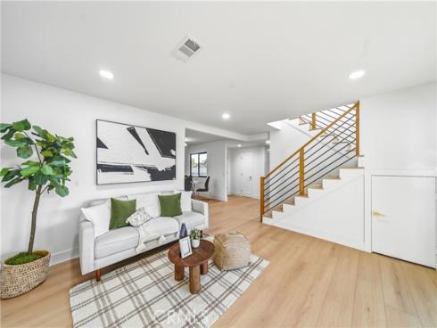 10321 Kamuela Drive, Huntington Beach, CA