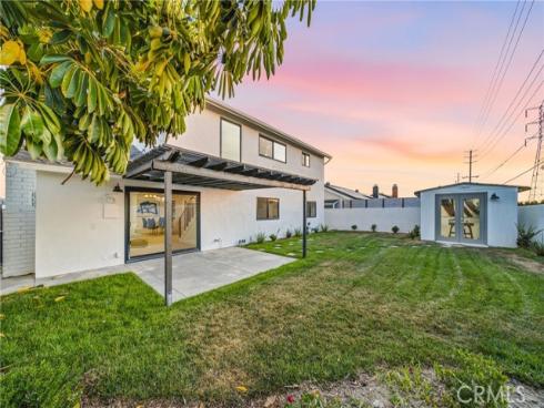 10321 Kamuela Drive, Huntington Beach, CA