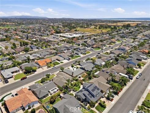 21061 Miramar Ln , Huntington Beach, CA