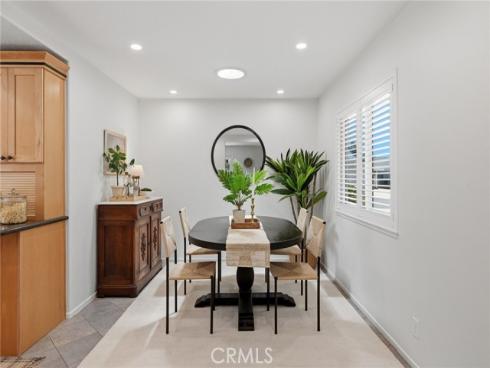 21061 Miramar Ln , Huntington Beach, CA
