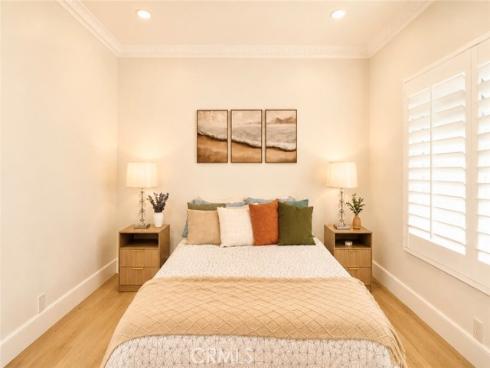 9341 Power , Huntington Beach, CA