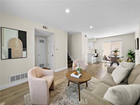 9562 Cornwall , Huntington Beach, CA