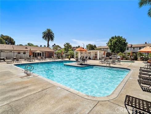 9562 Cornwall , Huntington Beach, CA