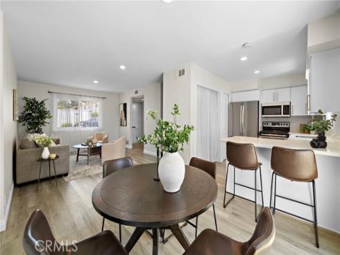 9562 Cornwall , Huntington Beach, CA