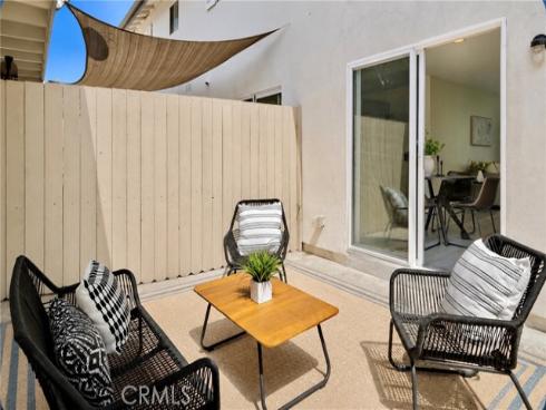 9562 Cornwall , Huntington Beach, CA
