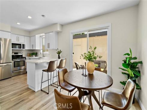 9562 Cornwall , Huntington Beach, CA