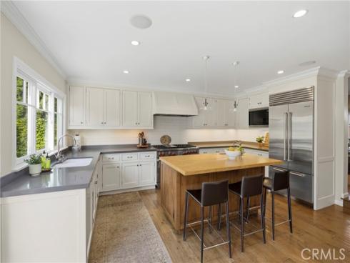 9601 Dumbreck Drive, Huntington Beach, CA