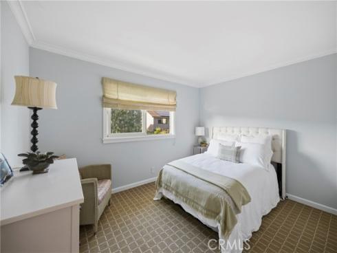 9601 Dumbreck Drive, Huntington Beach, CA