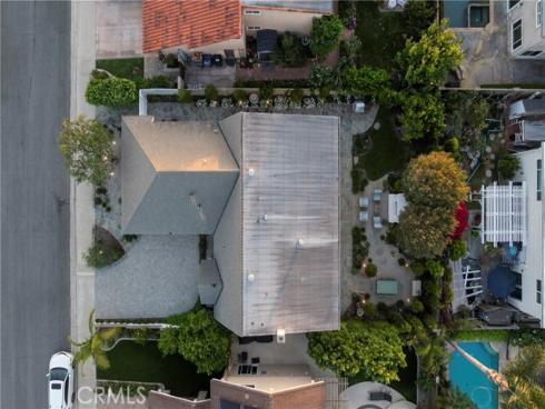 9601 Dumbreck Drive, Huntington Beach, CA