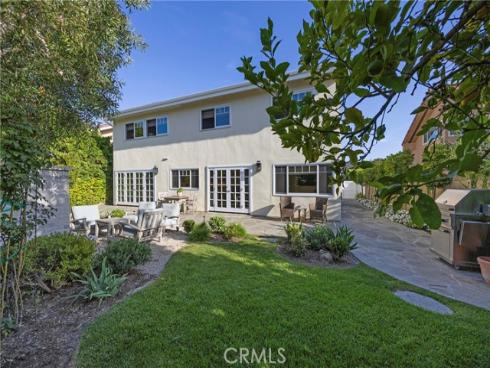 9601 Dumbreck Drive, Huntington Beach, CA