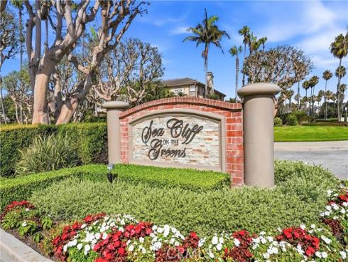 6051  Broadstone Circle  , Huntington Beach, CA