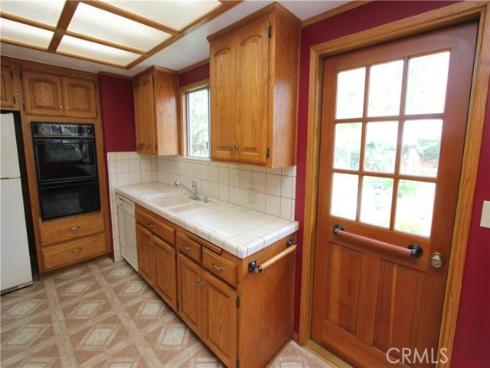 1729  Lake  , Huntington Beach, CA