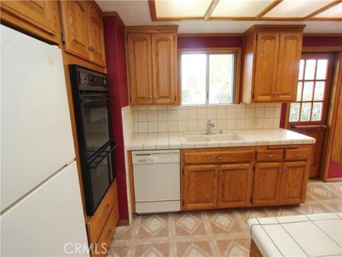 1729  Lake  , Huntington Beach, CA