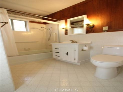 1729  Lake  , Huntington Beach, CA