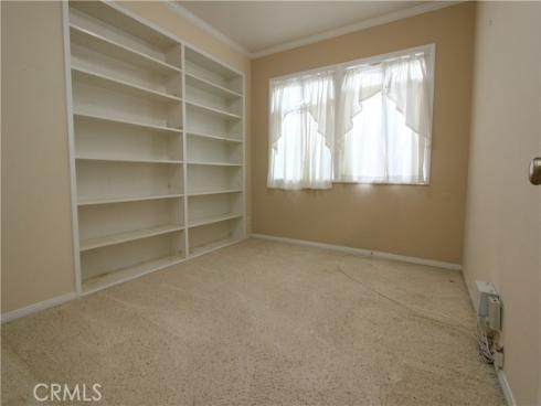 1729  Lake  , Huntington Beach, CA
