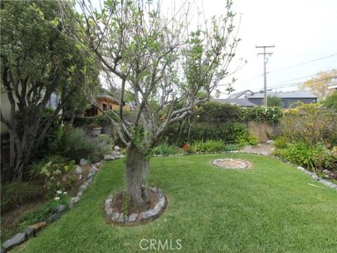 1729  Lake  , Huntington Beach, CA