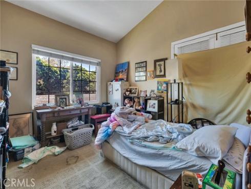 7402 Yellowtail 201 Drive, Huntington Beach, CA