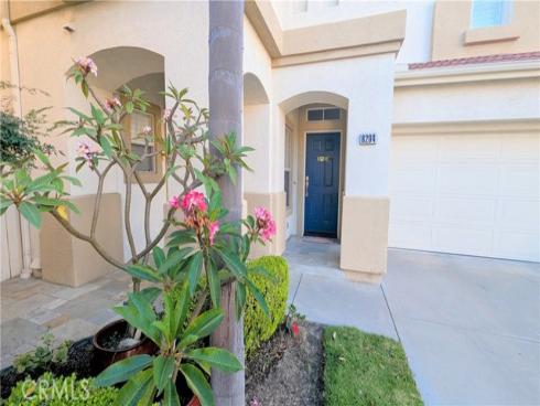 8204  Constantine   Drive, Huntington Beach, CA