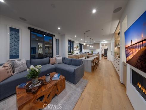 122 22nd Street, Huntington Beach, CA