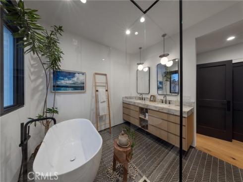 122 22nd Street, Huntington Beach, CA