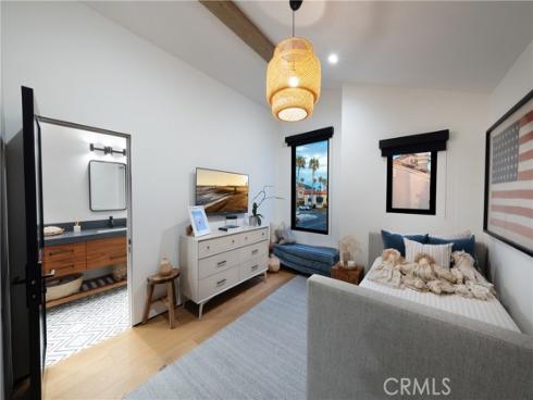122 22nd Street, Huntington Beach, CA