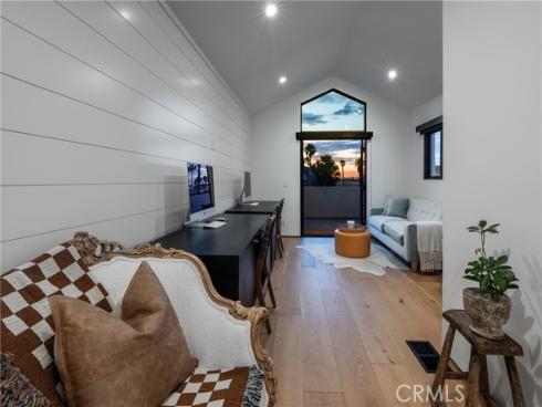 122 22nd Street, Huntington Beach, CA