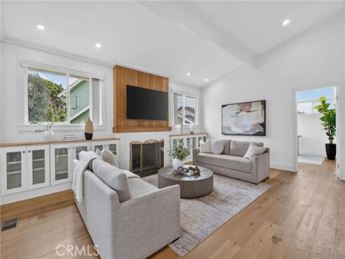 17361 Alta Vista , Huntington Beach, CA