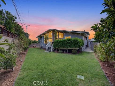 17361 Alta Vista , Huntington Beach, CA