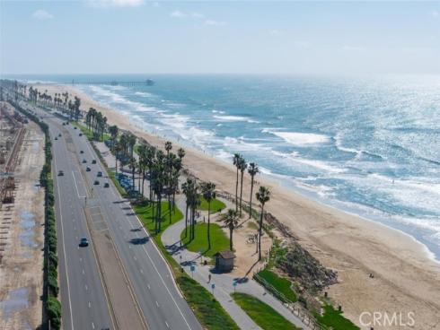 17361 Alta Vista , Huntington Beach, CA