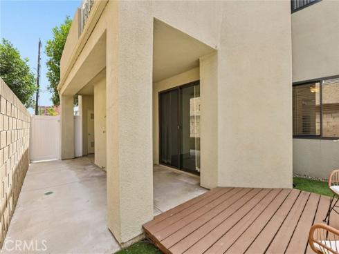 17722 Sergio Circle 102 , Huntington Beach, CA