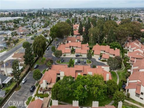 8402  Sunbeam Cir  , Huntington Beach, CA