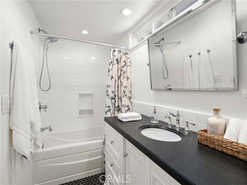 21612 Polynesian Lane, Huntington Beach, CA