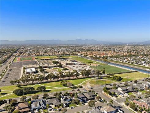 21612 Polynesian Lane, Huntington Beach, CA