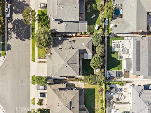 21612  Polynesian   Lane, Huntington Beach, CA