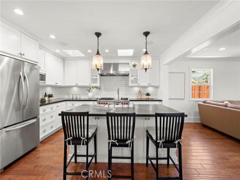 21612 Polynesian Lane, Huntington Beach, CA
