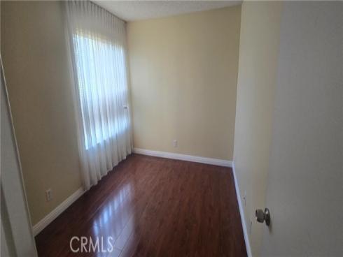 18292 Parkview 104 Lane, Huntington Beach, CA