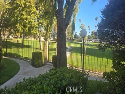 18292 Parkview 104 Lane, Huntington Beach, CA