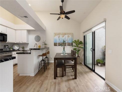 4802 Tiara 204 , Huntington Beach, CA