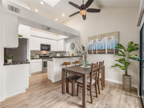 4802 Tiara 204 , Huntington Beach, CA