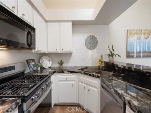 4802 Tiara 204 , Huntington Beach, CA