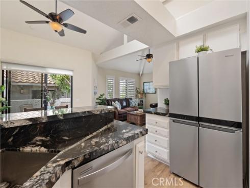 4802 Tiara 204 , Huntington Beach, CA