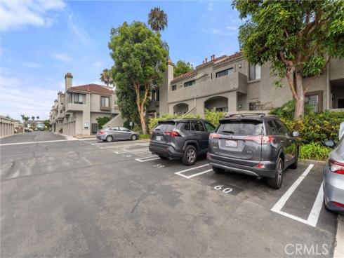4802 Tiara 204 , Huntington Beach, CA