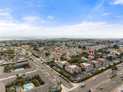 4802 Tiara 204 , Huntington Beach, CA