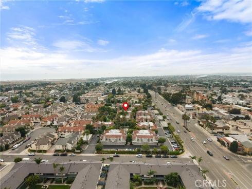 4802 Tiara 204 , Huntington Beach, CA