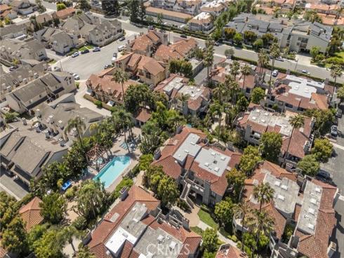 4802 Tiara 204 , Huntington Beach, CA