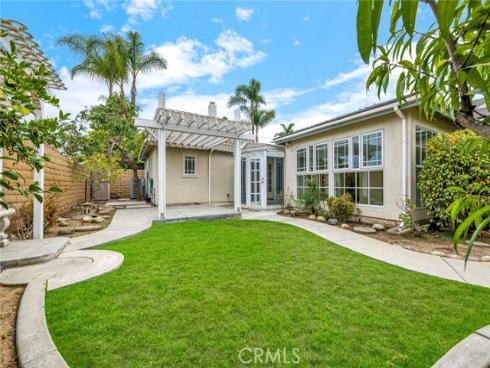 18922  Gregory   Lane, Huntington Beach, CA