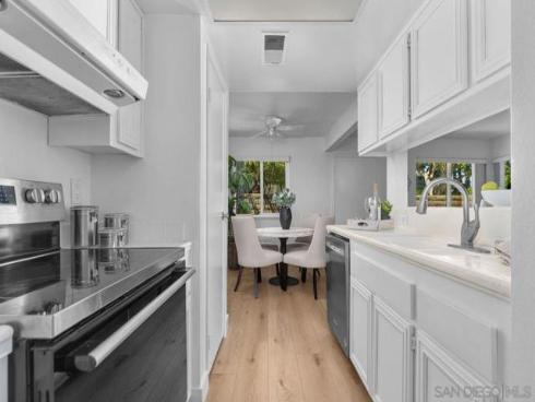 16394 Del Oro Cir 135 , Huntington Beach, CA