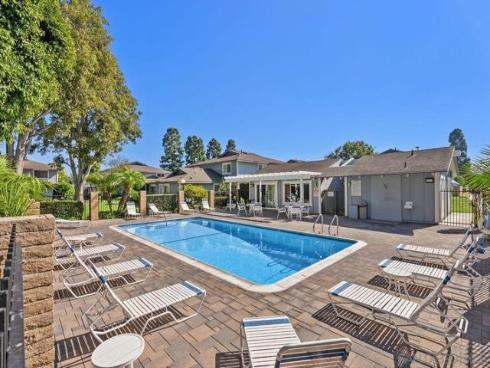 16394 Del Oro Cir 135 , Huntington Beach, CA