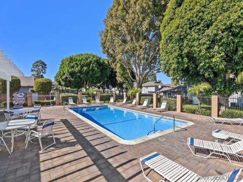 16394 Del Oro Cir 135 , Huntington Beach, CA