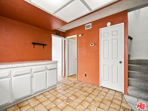 417  8th   Street, Huntington Beach, CA